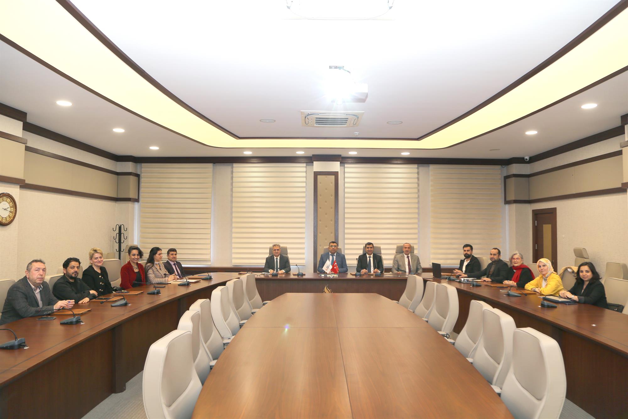 Üniversitemizde Kalite Süreçlerine Yönelik Toplantı Gerçekleştirildi